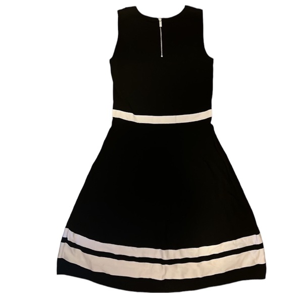 Talbots SP fit and flare A Line black and white sleeveless dress - Picture 3 of 12